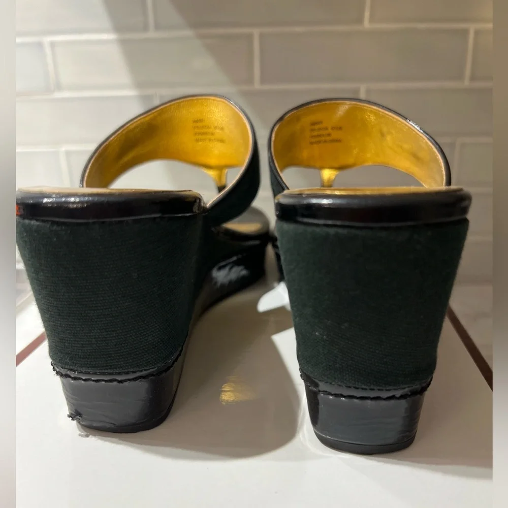 Vintage Coach Felecia Platform Wedge Thong Sandals Shoes Canvas Patent 8.5M - Picture 6 of 7